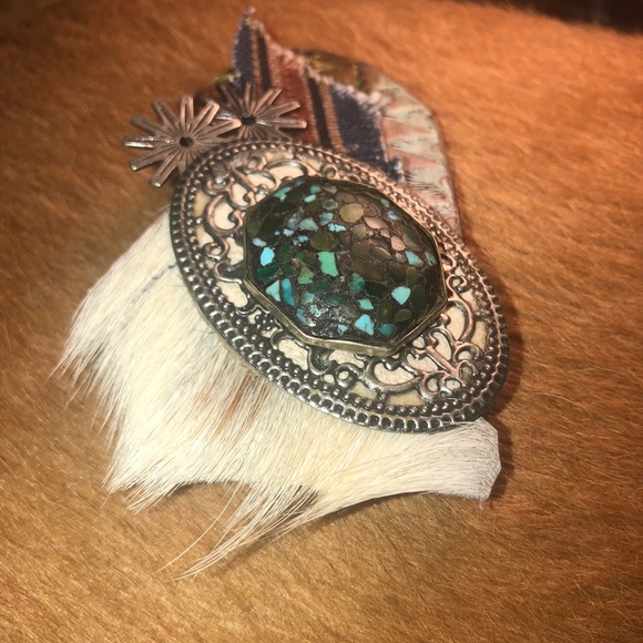 Brooch /Keychain  /accessory - Picture 5 of 10